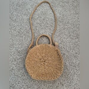 Round Woven Straw Bag with Long Strap *New